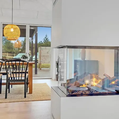 Amazing In Rm With 4 Bedrooms And Wifi Ferienhaus